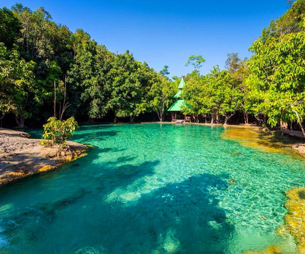 emerald-pool สระมรกต