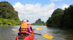 พายเรือคายัคบ่อท่อ