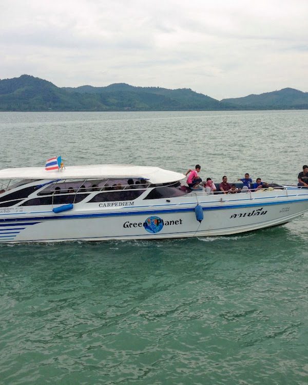 เรือเร็วข้ามฟาก ไปเกาะยาว