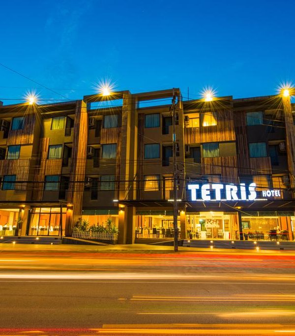 Tetris Hotel